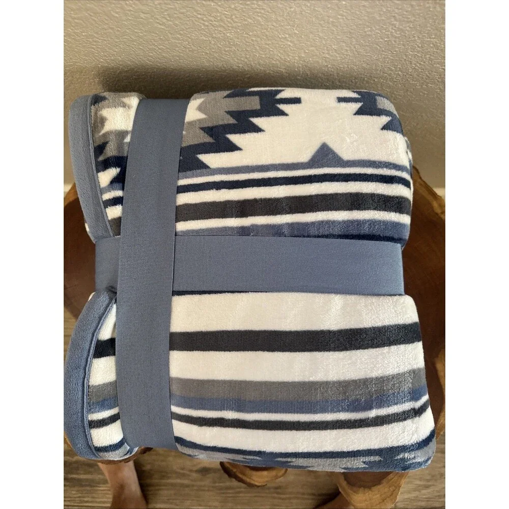 Better Homes & Gardens Throw Blanket 50x60